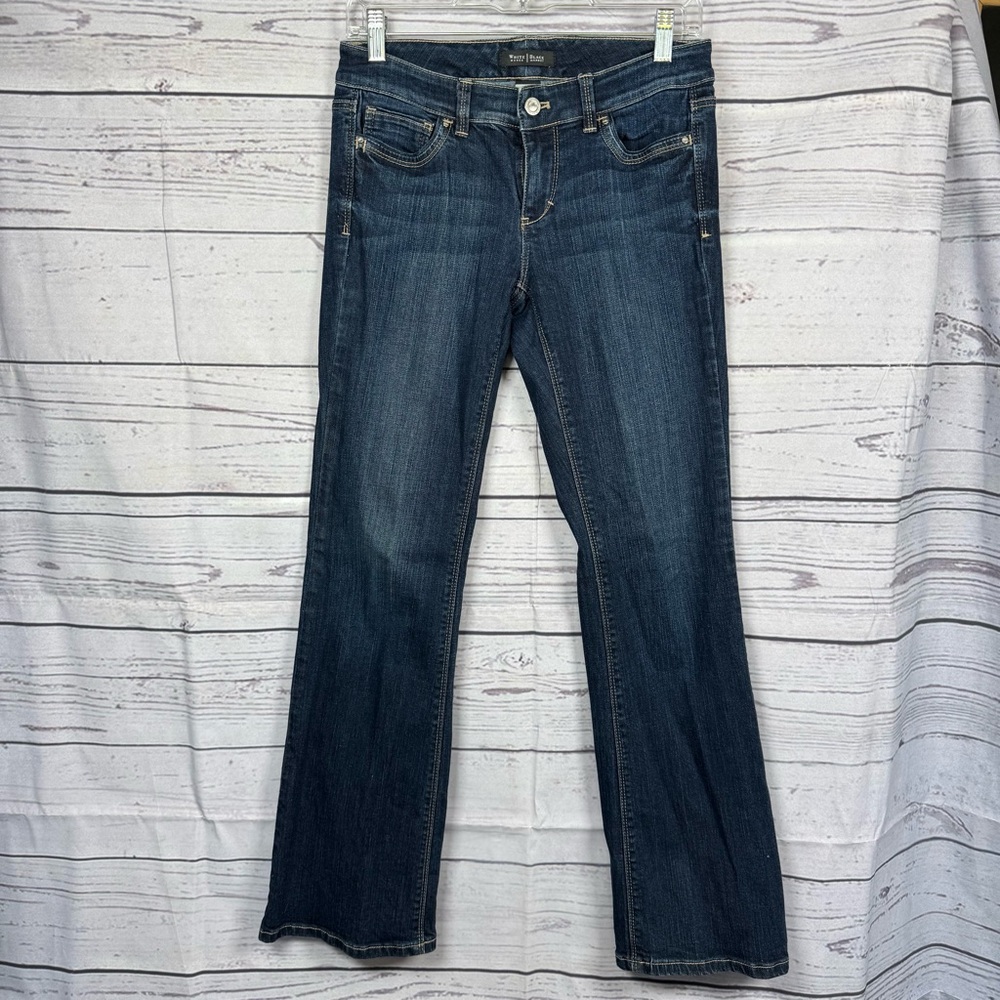 White House black market Women's Blue Jeans boot leg Size 2S waist 14”